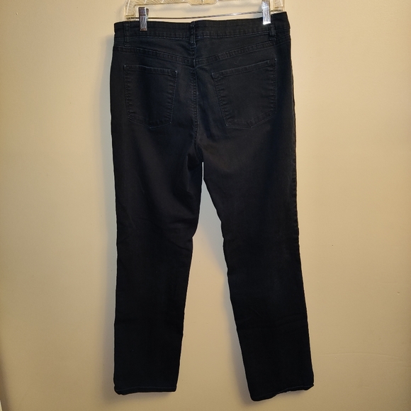 Apt. 9 straight fit curvy black Jeans - Picture 3 of 4